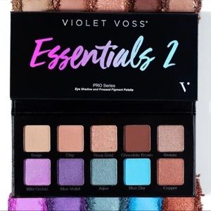 Violet Voss Essentials 2 Pro Series Eye Shadow & Pressed Pigment Palette